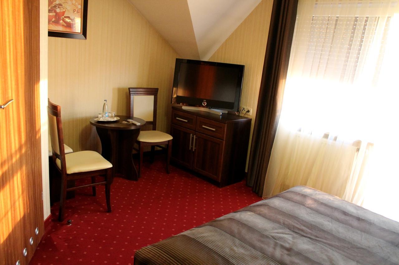 Hotel Linder Malnia Habitación foto