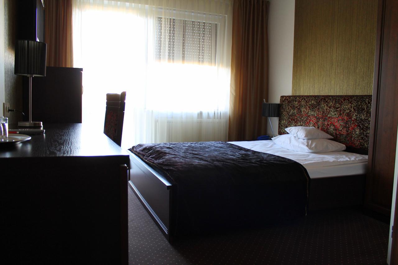 Hotel Linder Malnia Habitación foto