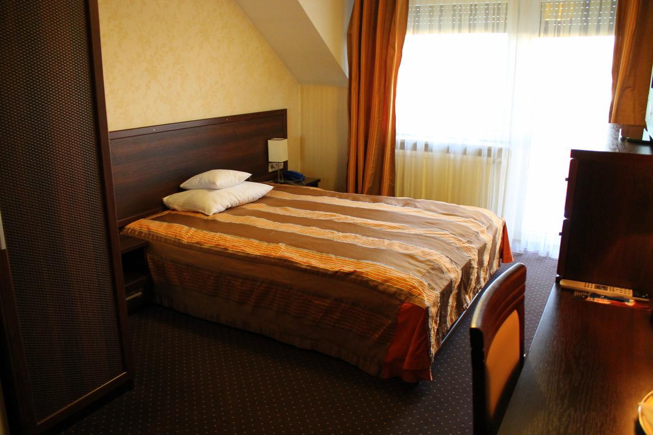 Hotel Linder Malnia Habitación foto